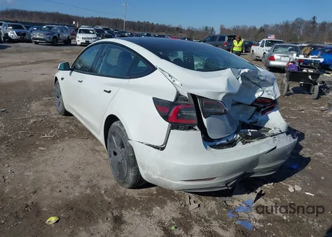 2023 Tesla Model 3 Rear-Wheel Drive z USA, uszkodzony, nr VIN 5YJ3E1EA5PF570979